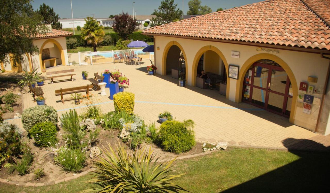 Logis Hotel Restaurant Solenca Nogaro Kültér fotó