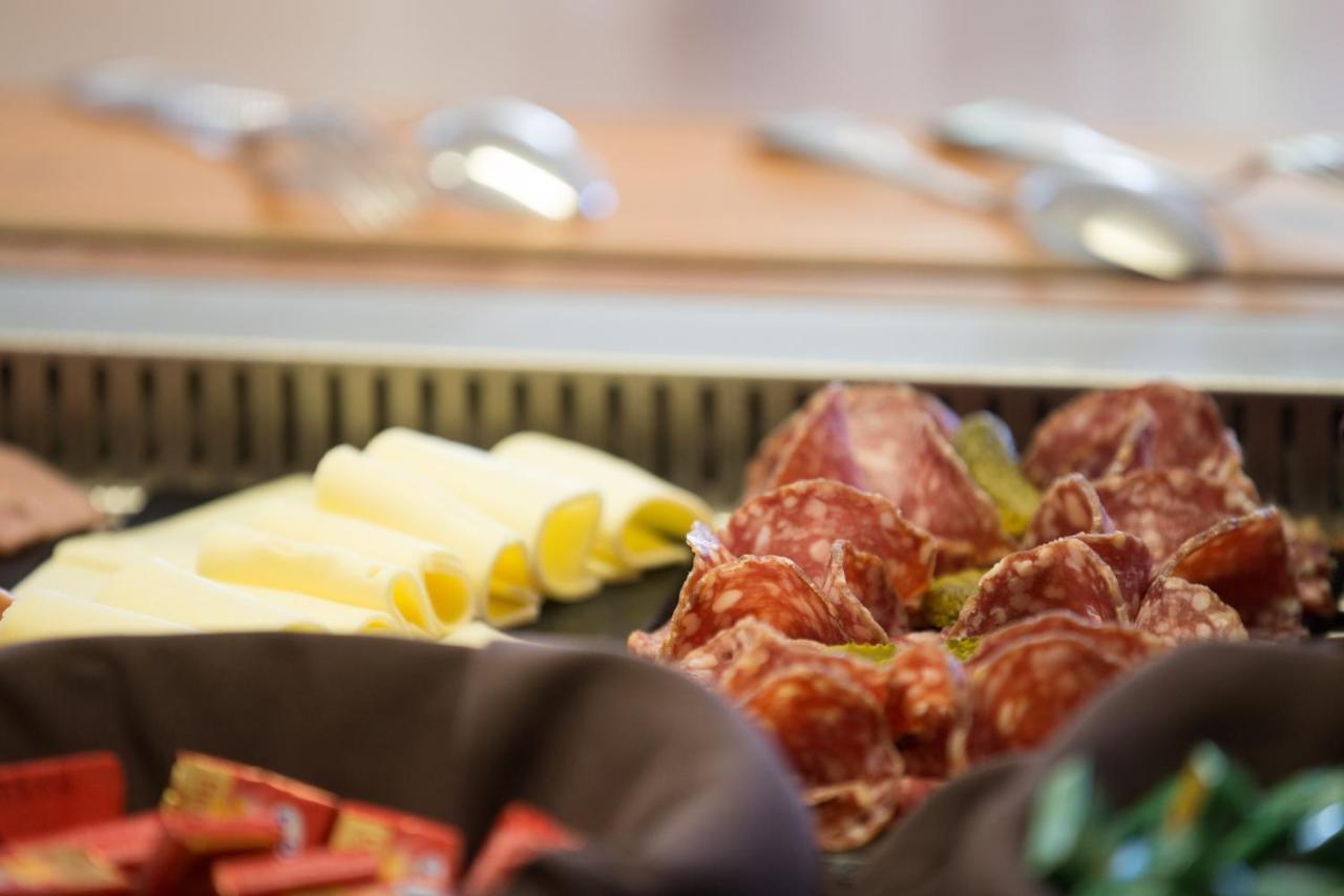 Logis Hotel Restaurant Solenca Nogaro Kültér fotó